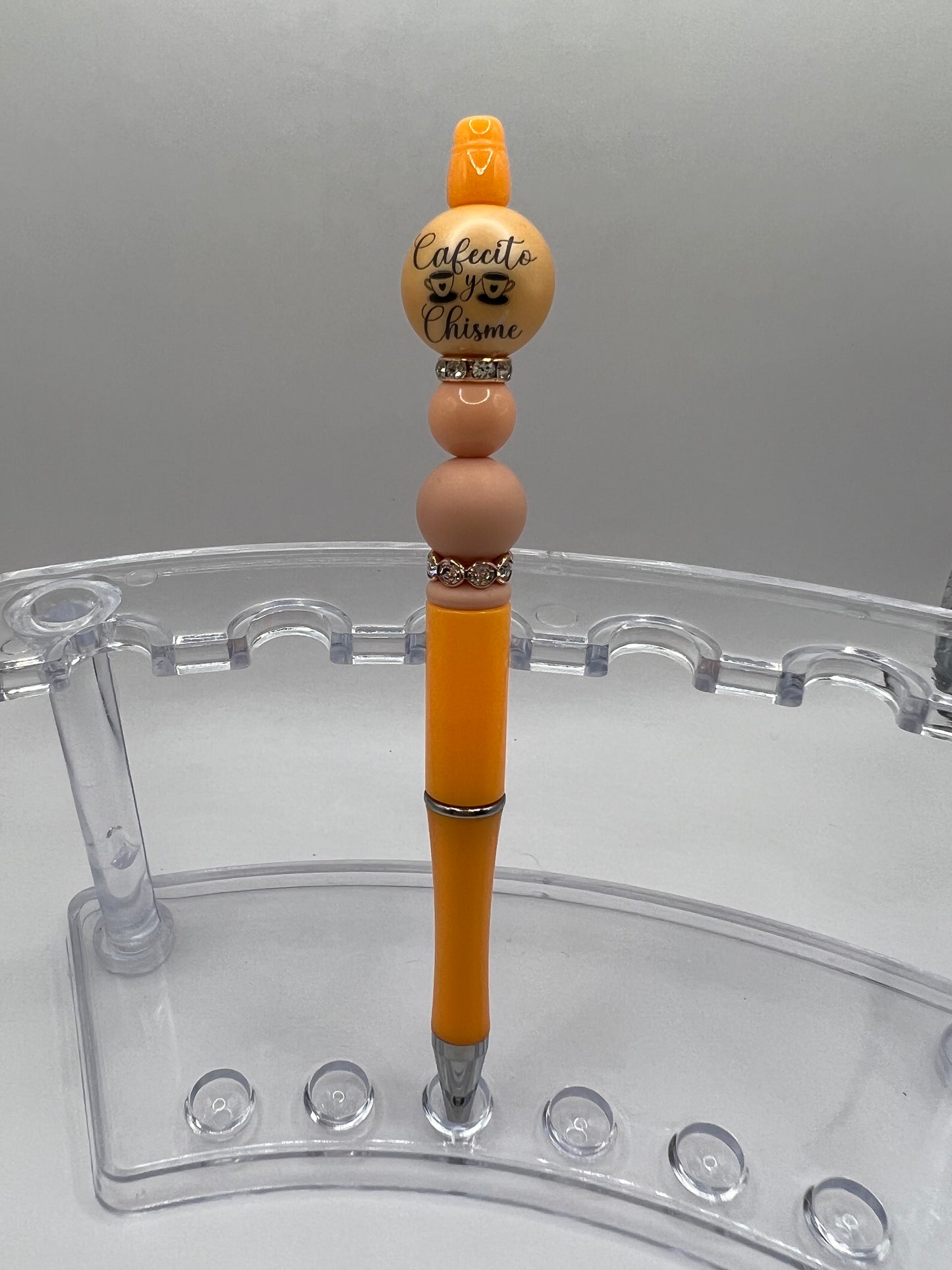 "Cafecito y Chisme" Peach Pen